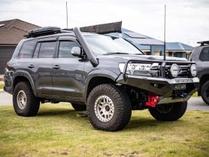 Toro Bull bar, Suitable for Toyota Land Cruiser 200 Series, 2015-2021